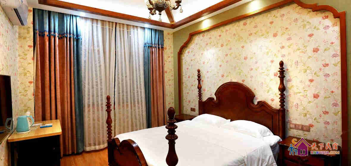 玫瑰恋人大床房