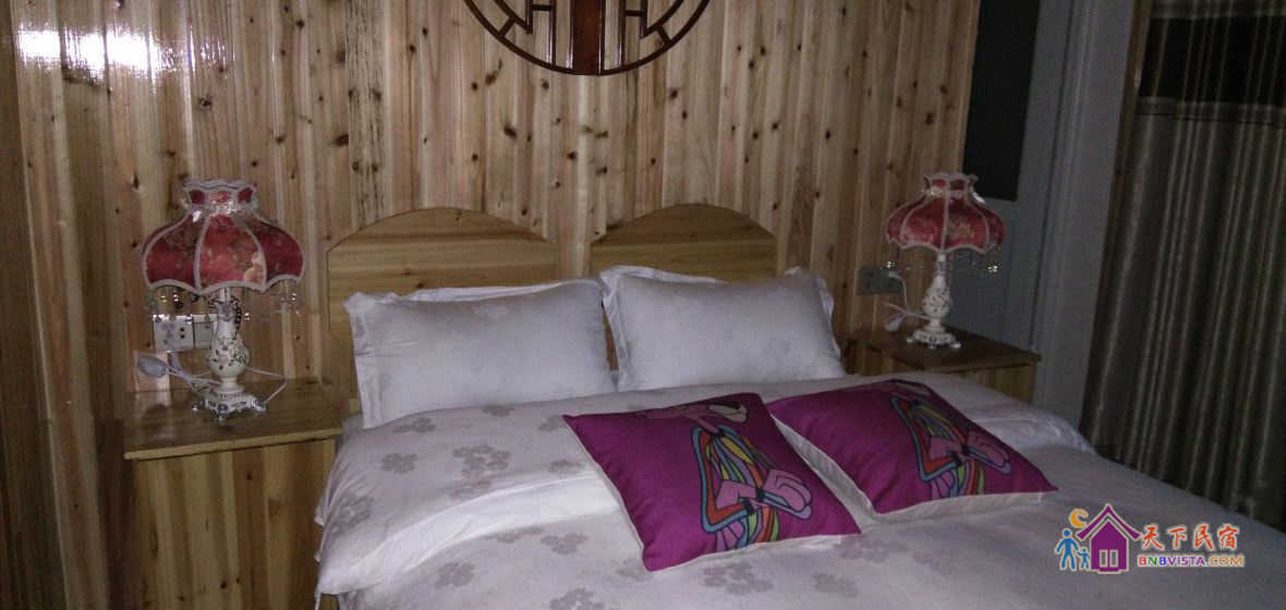 特色木板阳台房·主题店