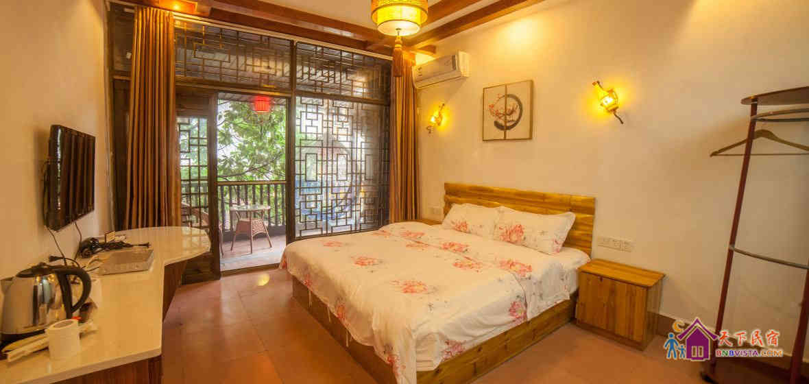 悠悠岁月阳台大床房