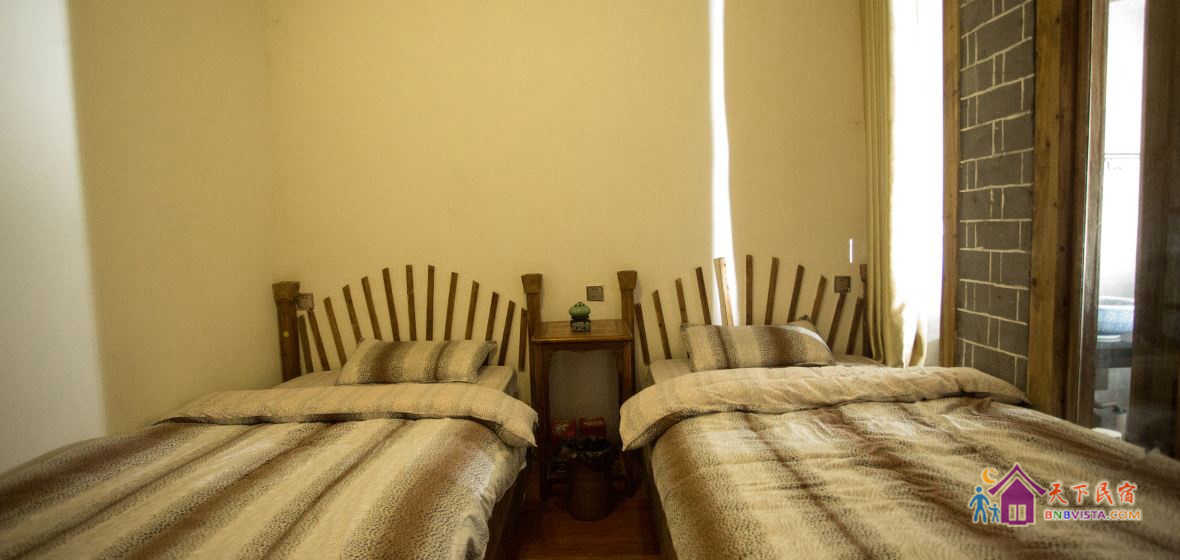 山景标准双人间