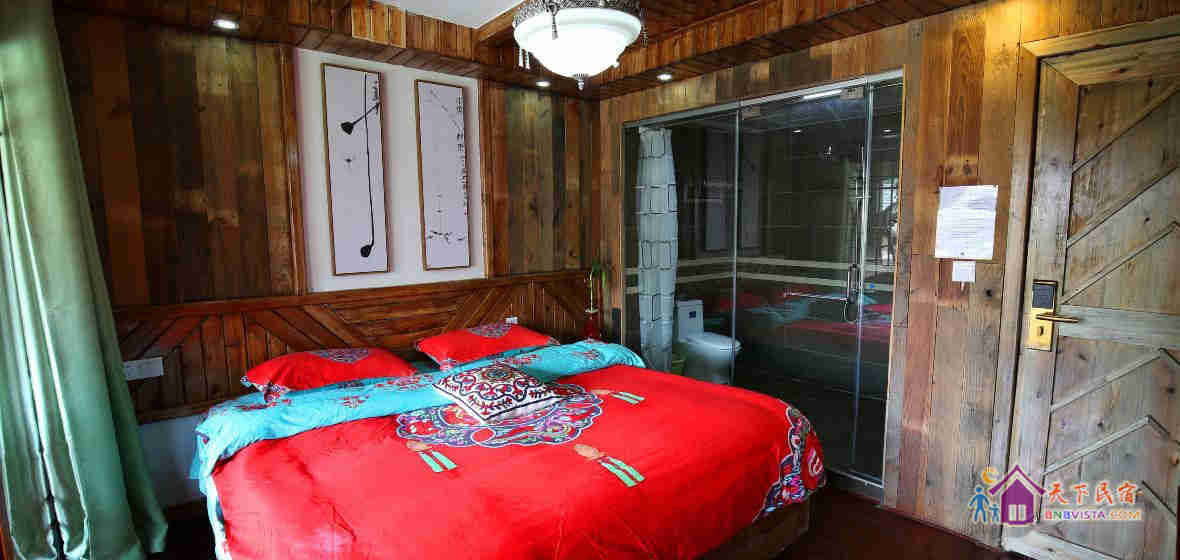 临江吊脚楼观景阳台大床房