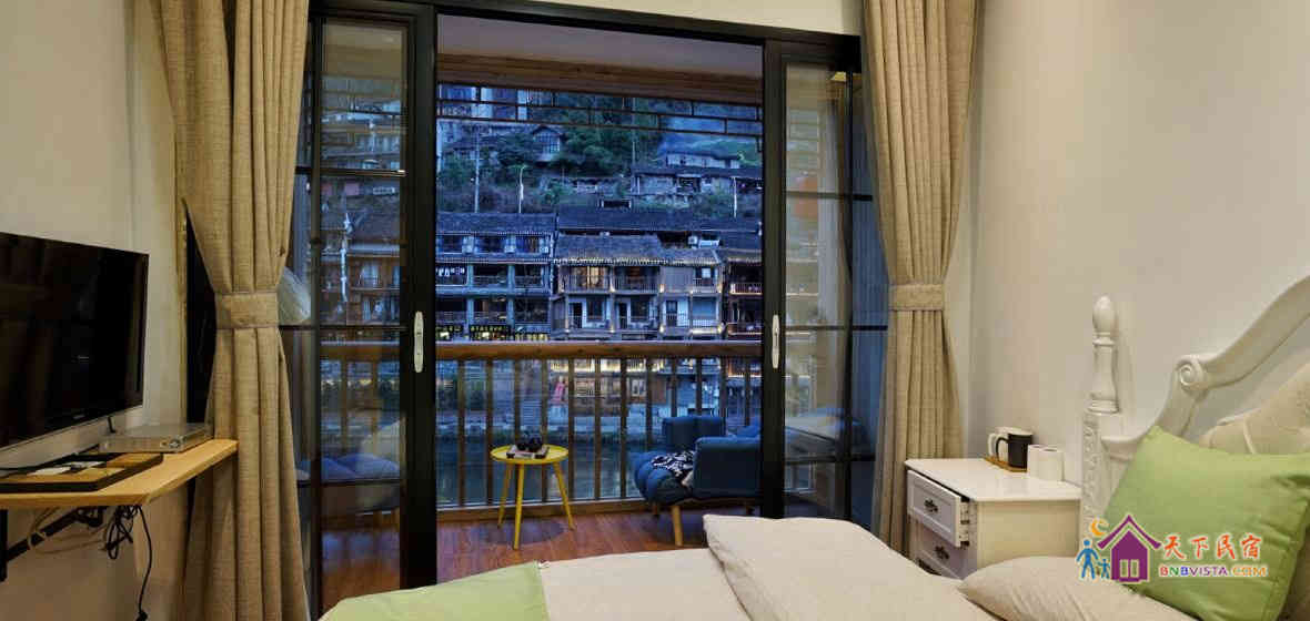 沐莲·临江大床房