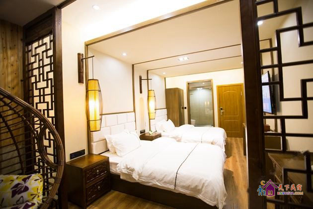 溪·般若江景房