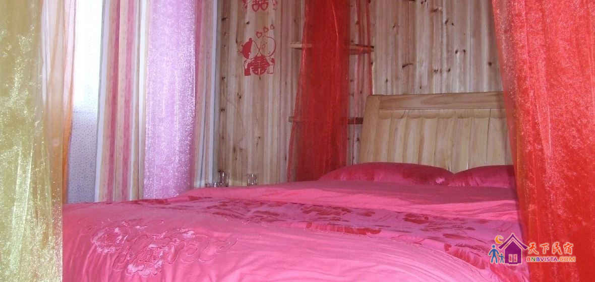 幸福木板房(大床间)