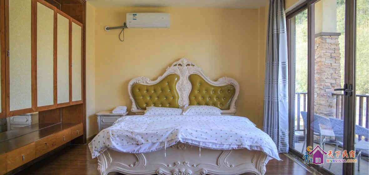 佛冈碧桂园 半山温泉豪华别墅 7房12床