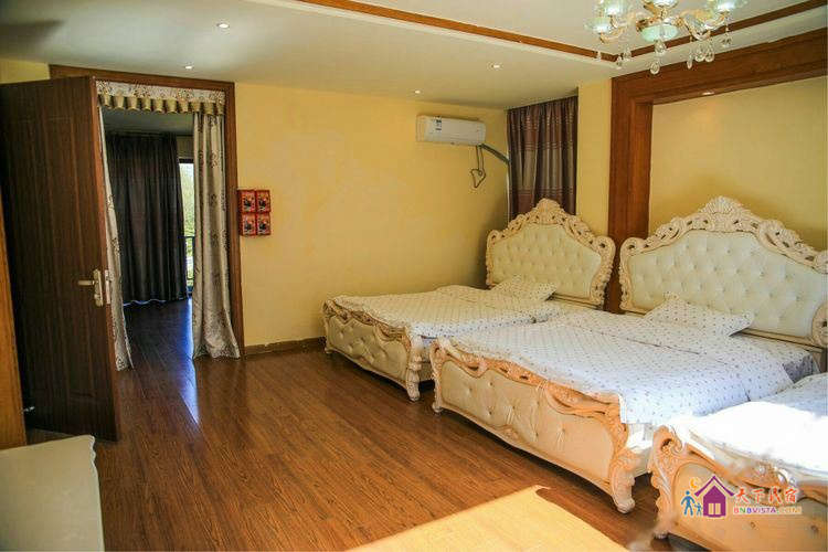 欧式超豪山顶温泉大户型7房