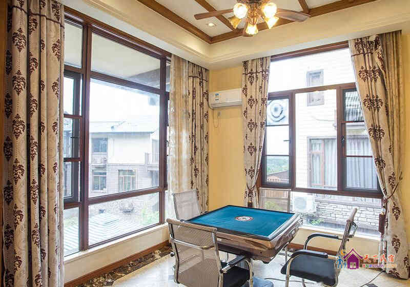 舒适简约五室二厅套房