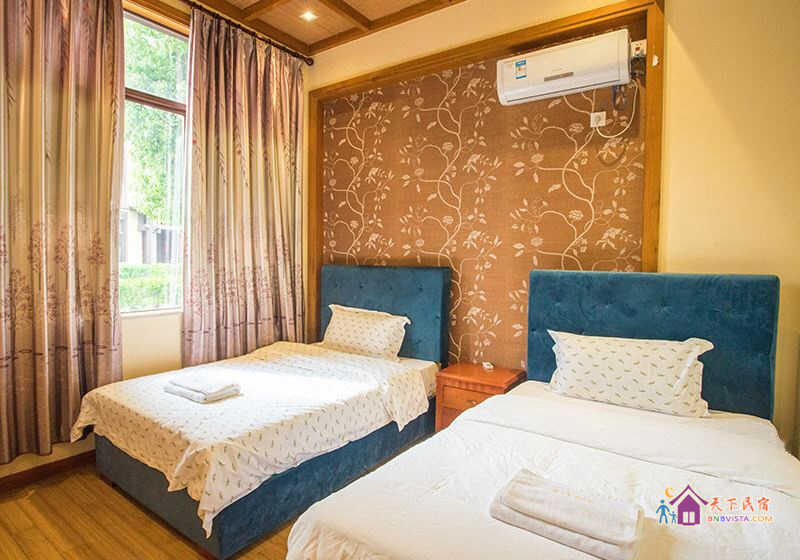 普通温泉五室二厅套房