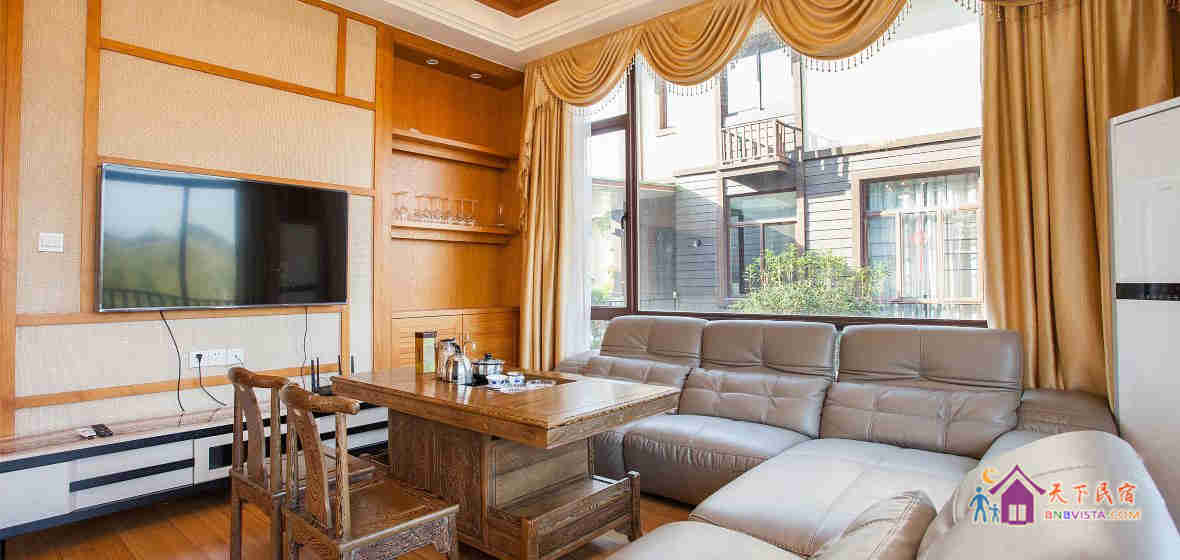 现代豪华别墅5房9床