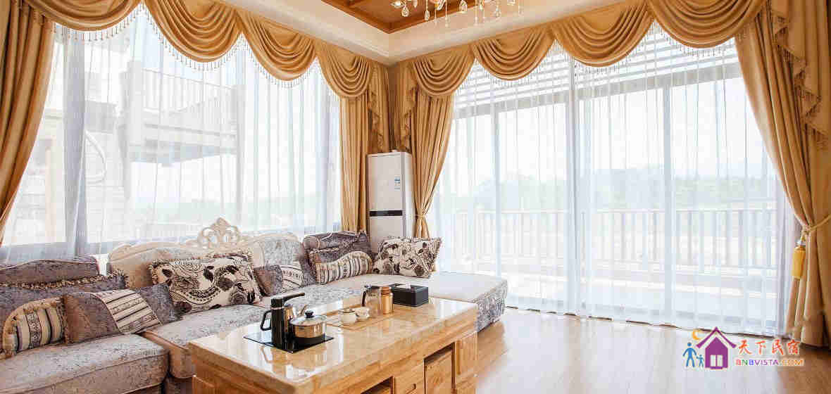 异国风情别墅4房6床