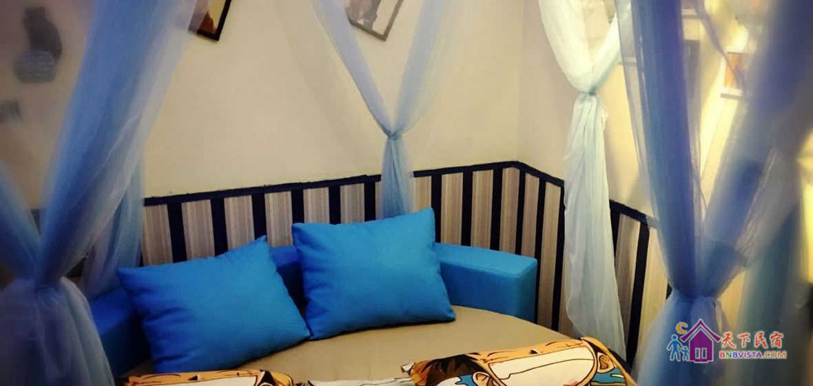 海贼王主题圆床房