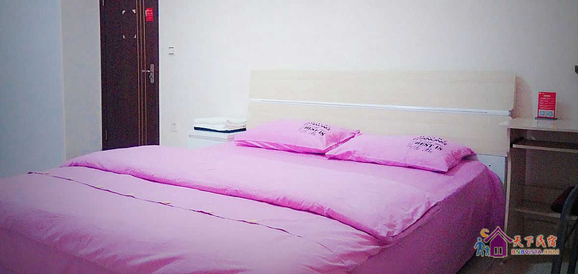 温馨大床房