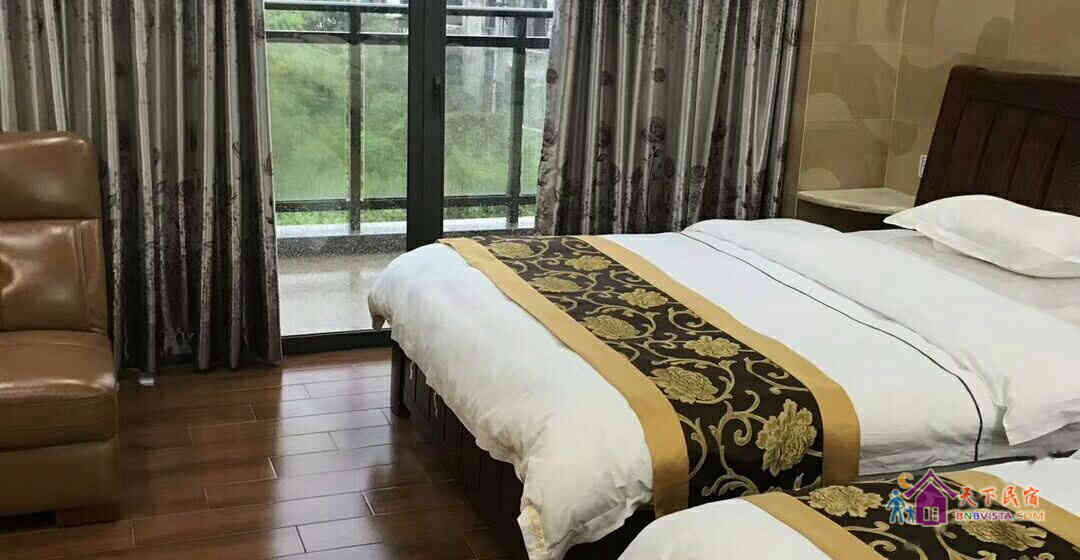 中式豪华6房10床温泉别墅