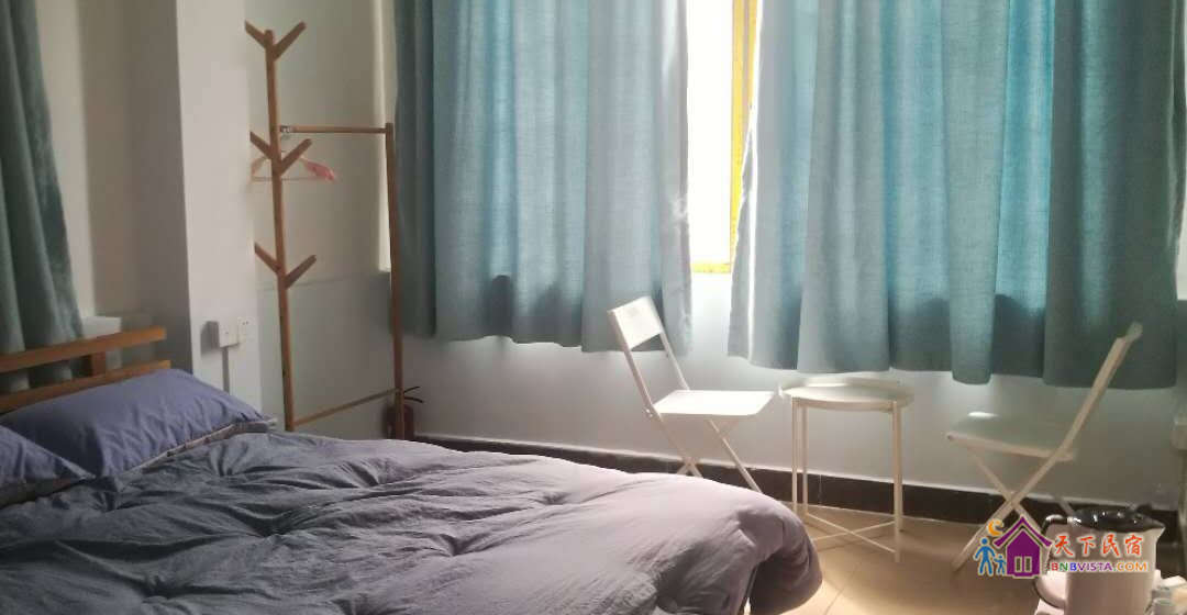 蒙马特之丘大床房