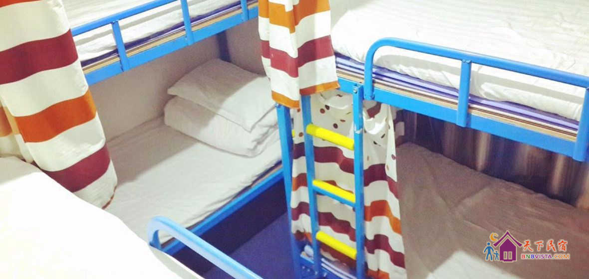 男生六人间(床位)