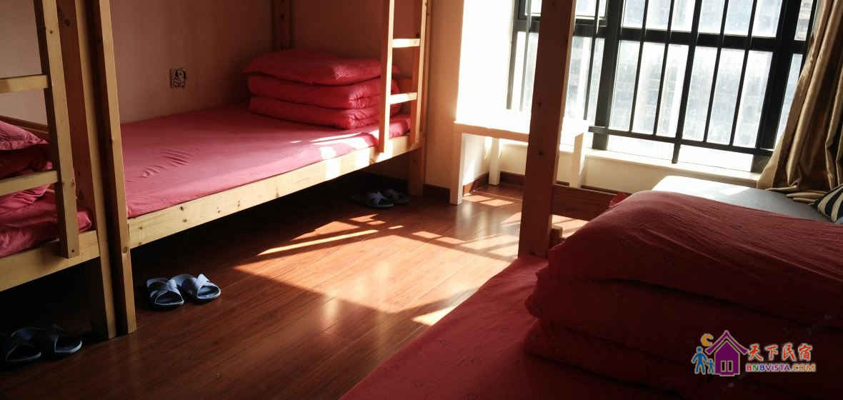 女生六人间(床位)