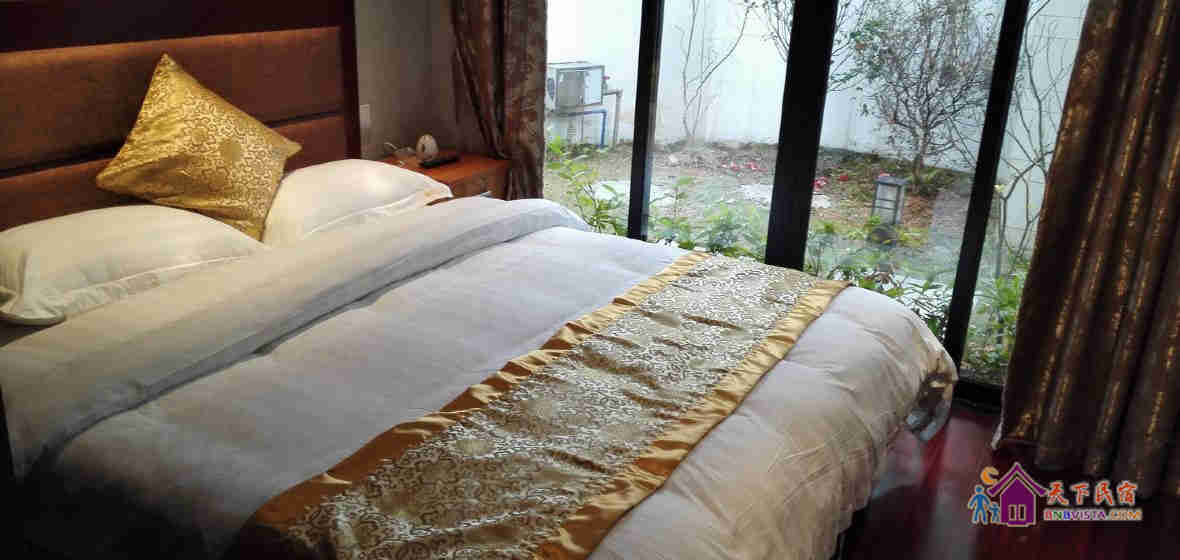 豪华七室二厅套房(无窗)