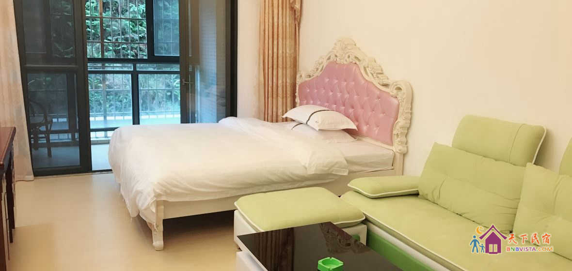 富力公寓大床房