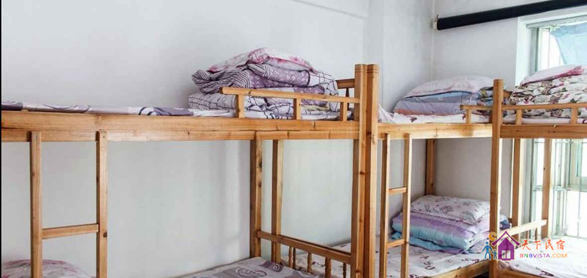 宽敞女生六人间(床位)