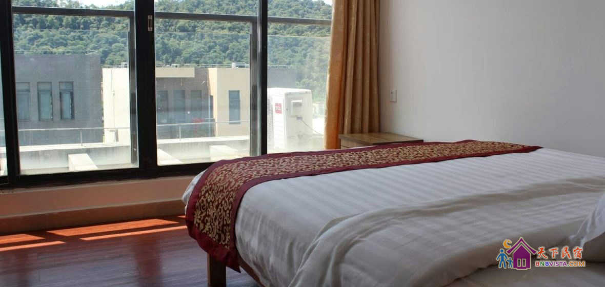 温泉五室一厅套房