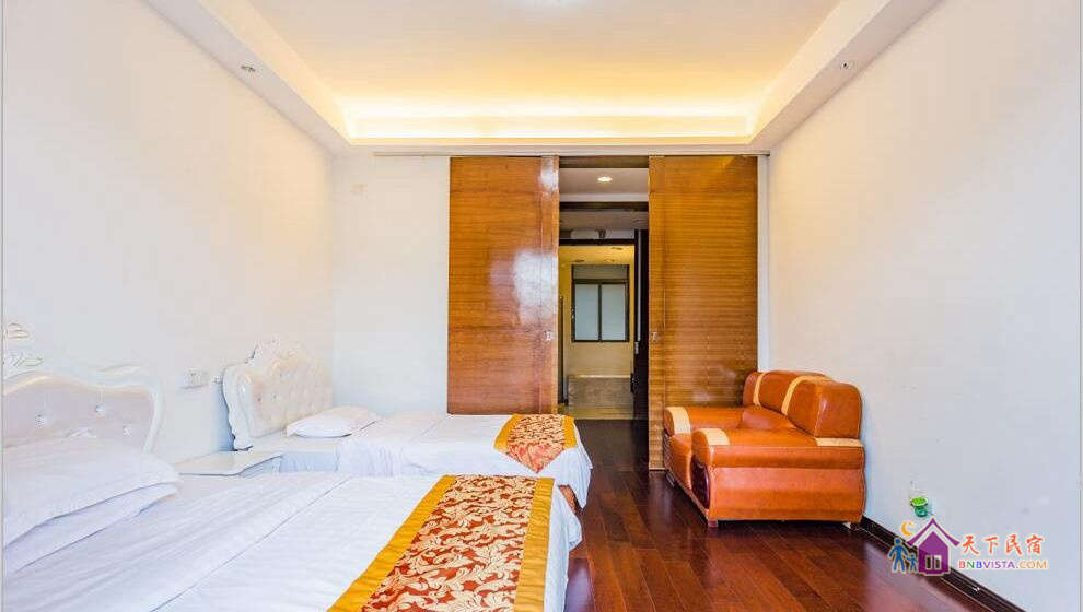 舒适温泉七室一厅套房(无窗)