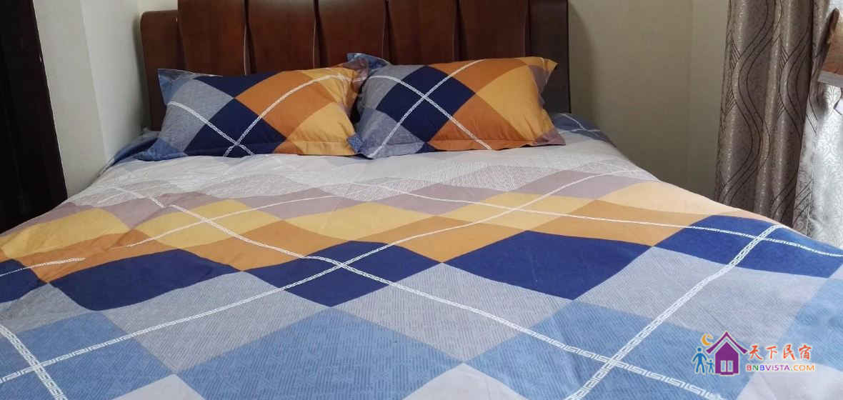 江景大床单房(公共卫浴)