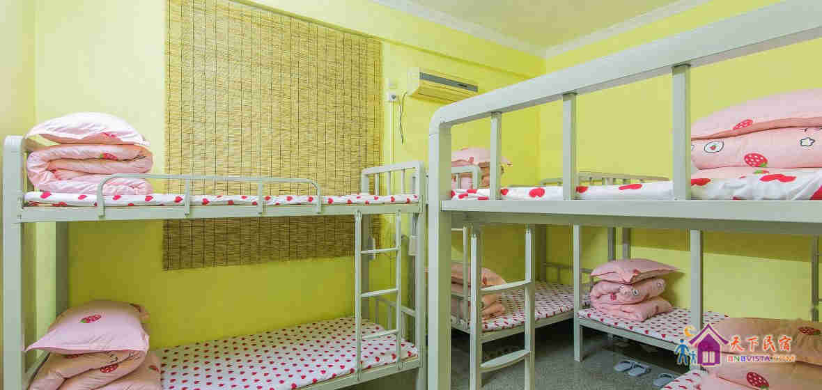 聚义男生八人间(床位)(公共卫浴)