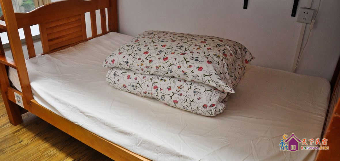 女生二人间(床位)