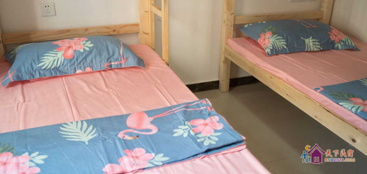 气质女神六人间(床位)(公共卫浴)