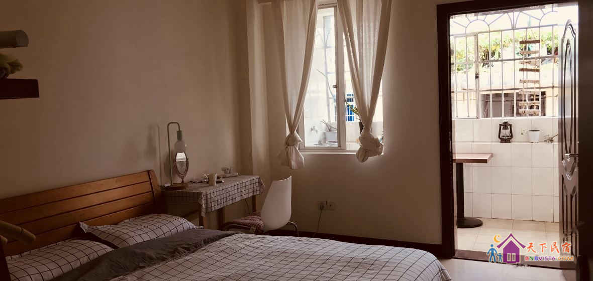 文艺阳台大床房