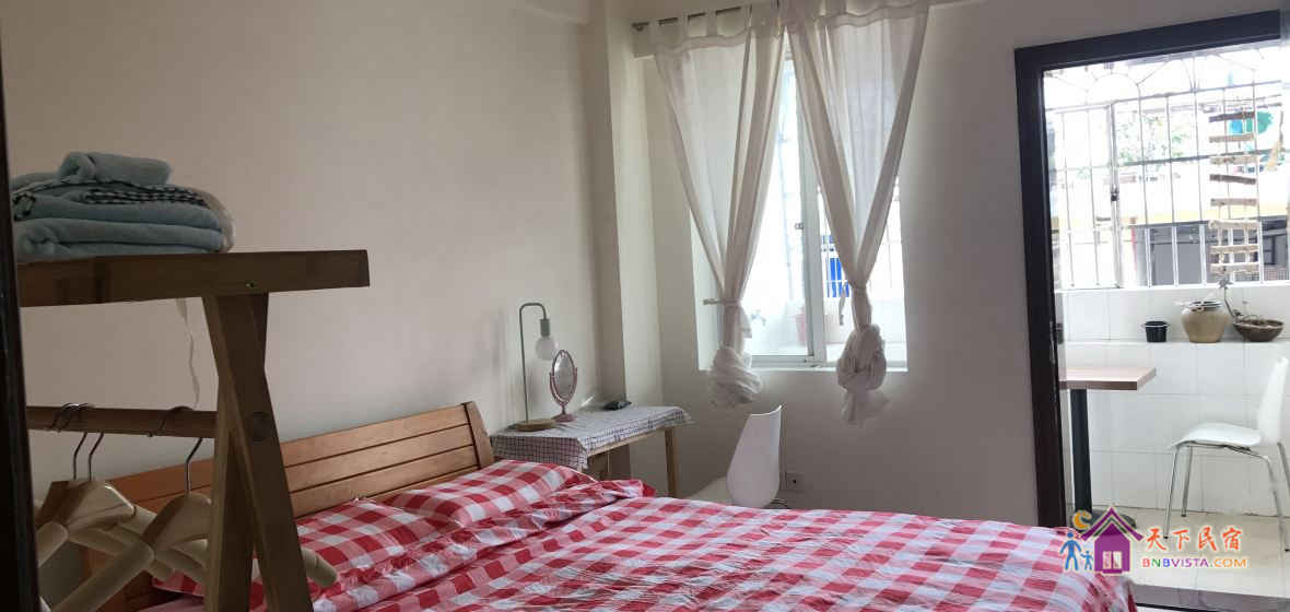 文艺阳台大床房