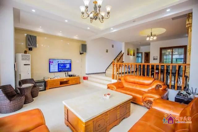 雅致5房9床温泉别墅