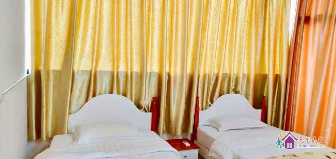 豪华9房13床半山别墅