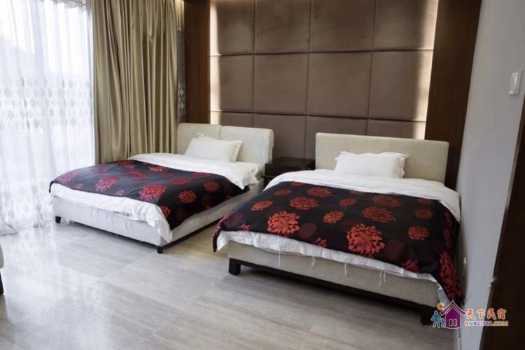 精装7房11床半山别墅