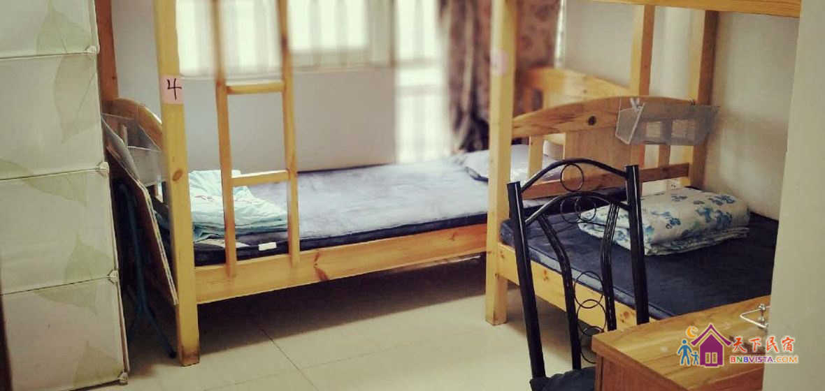 女生四人间(床位)