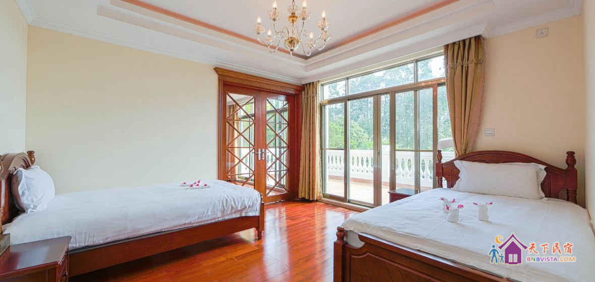 碧桂园7房11床豪华KTV别墅可烧烤含管家