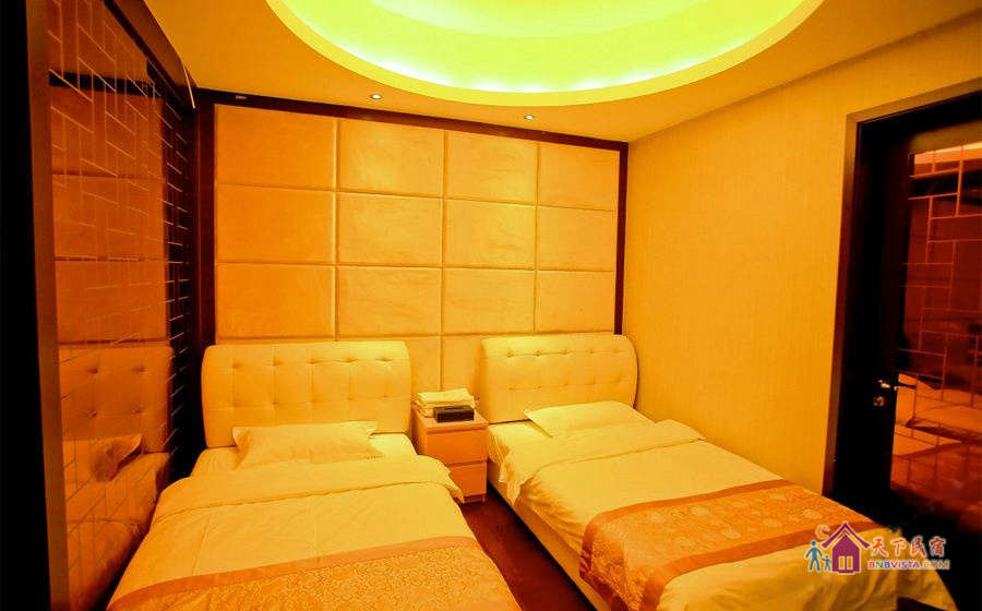 超大空间合院10房20床温泉别墅