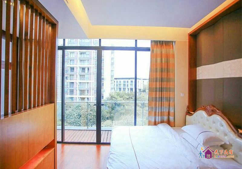 豪华养生颐景园10房17床大别墅