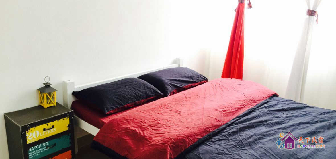 两房一厅湖景套房