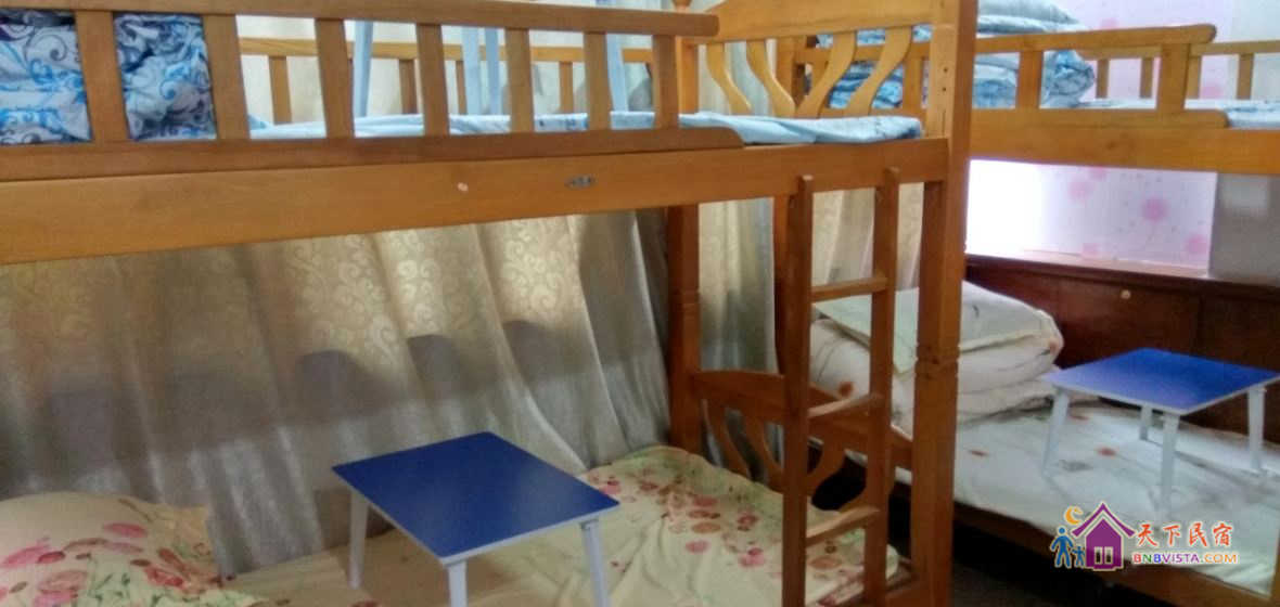女生六人间(床位)