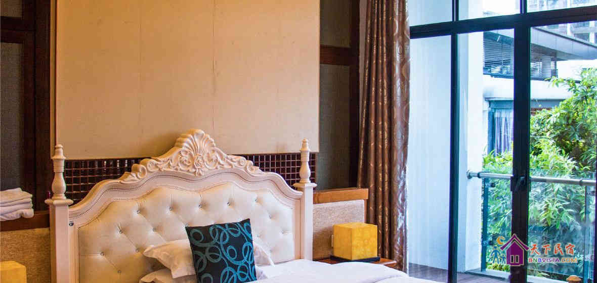 明月山溪五居别墅