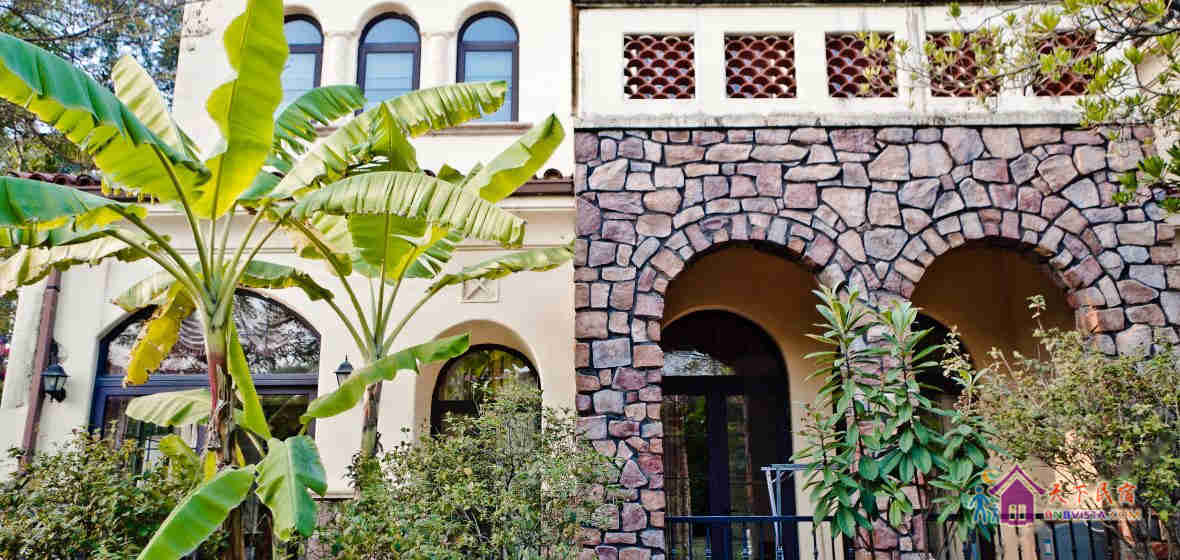 家庭影院4房KTV雨露庄园