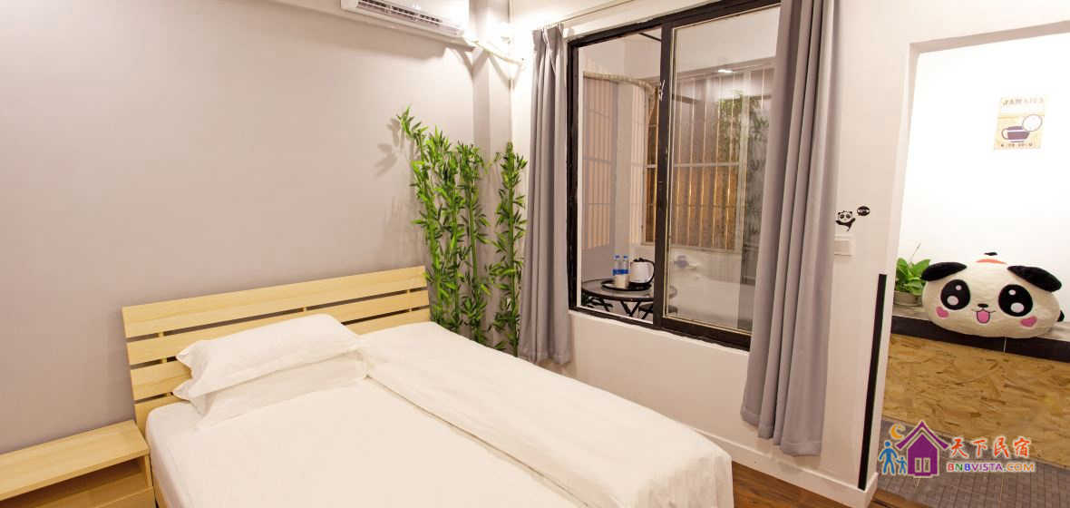 特价优雅大床房