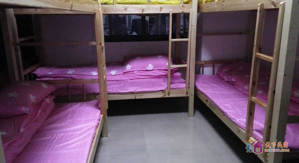 女生六人间(床位)
