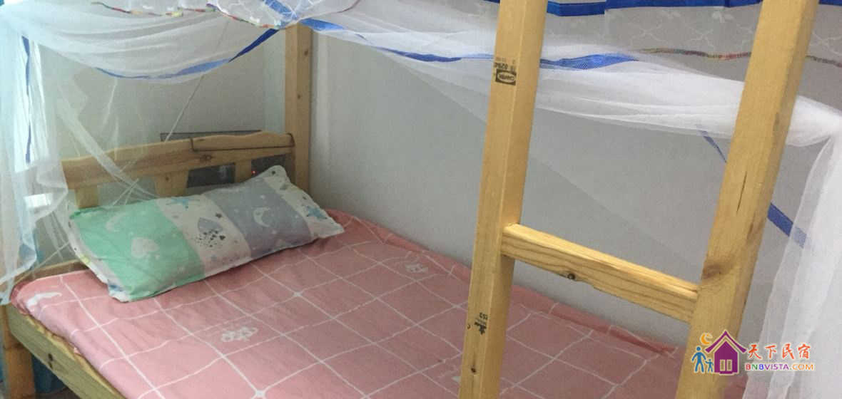 特惠女生六人房(床位)