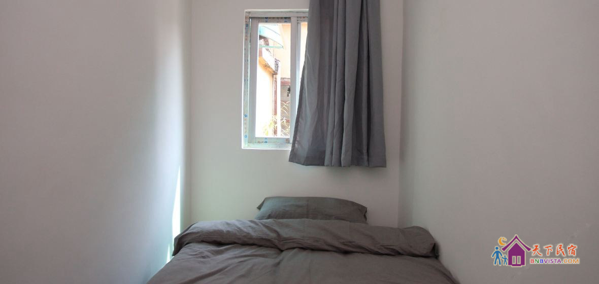 榻榻米单人间(公卫)