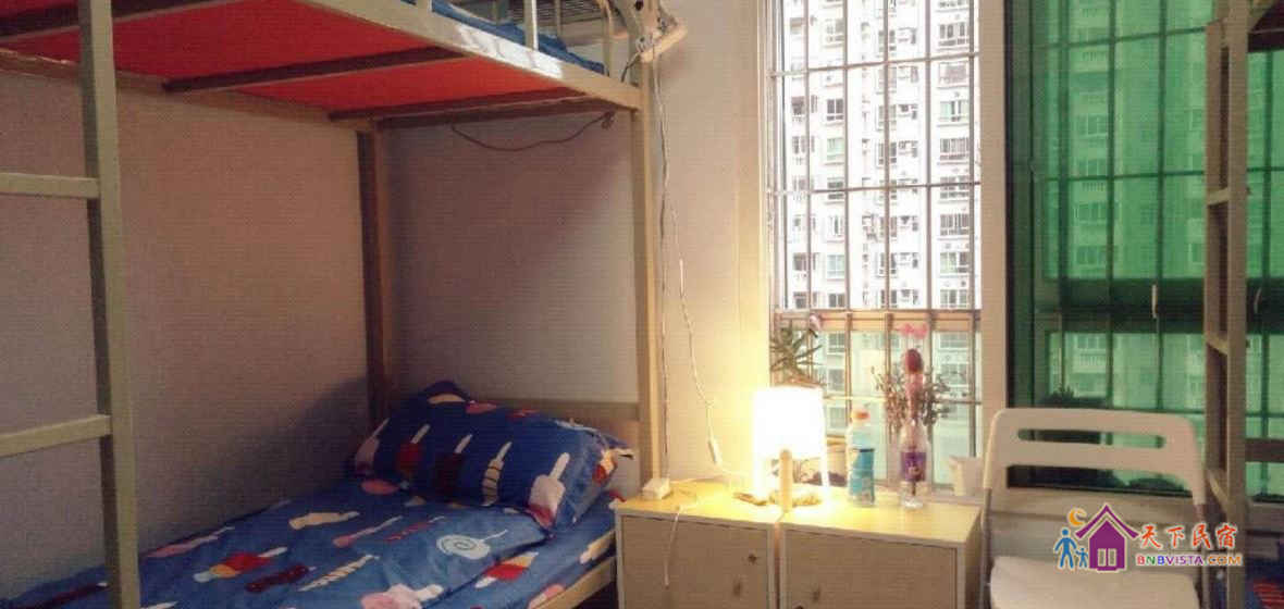 男生六人间（床位）