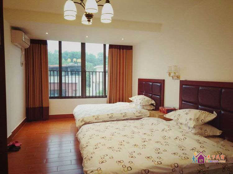 豪华七卧室13 床泳池别墅