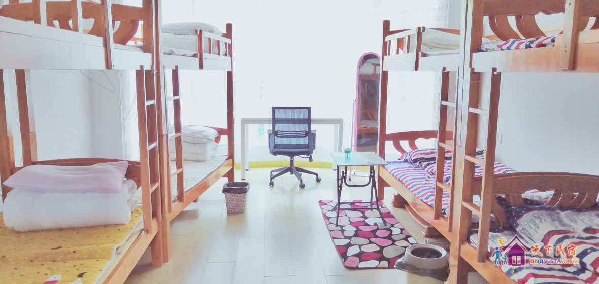 男生八人房(床位)