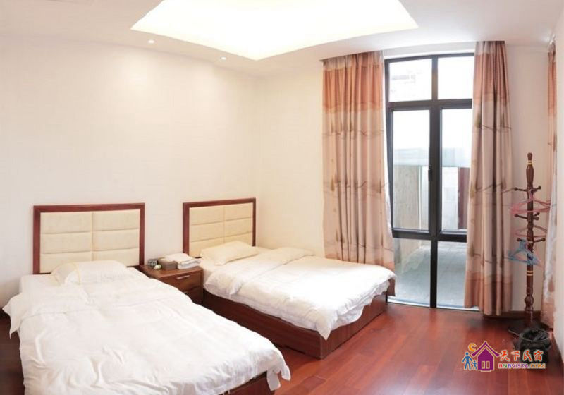 公寓标准双床房